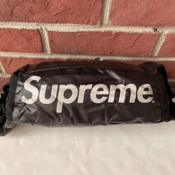 Supreme Black Waist Sling Crossbody Bag Cordura Fabric Reflective Text - Picture 13 of 15